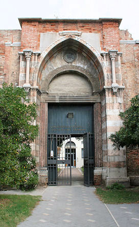 Santa Maria gate